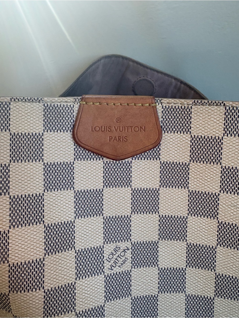 Louis Vuitton Damier Azur Graceful MM Checkered Shoulder Bag in Cream and Gray - Picture 5 of 10